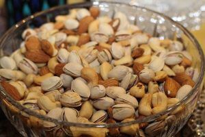 are pistachios gilloto bad for dogs